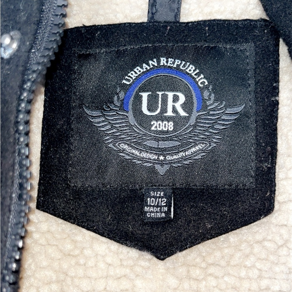 Boy jacket. Size 10/12 excellent condition.